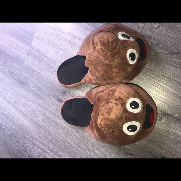 💩Poop Emoji Slippers 💩 - Picture 2 of 4